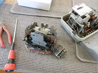 Electric meter disassembly work